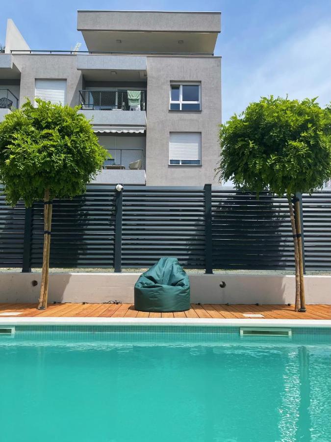 Cozy Seaside Apartment With Pool & Terrace Split Exterior foto